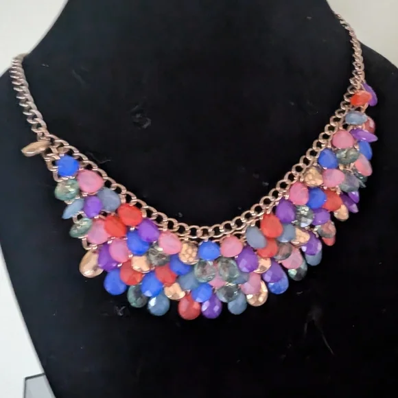 Multicolor Statement Necklace - Picture 6 of 11